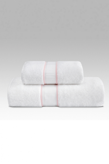 Soft Cotton Ručník PREMIER 55x100 cm řada ručníků PREMIER má skvělé užitečné vlastnosti: výborně saje vlhkost, rychle schne, je jemný a na pokožku působí konejšivě